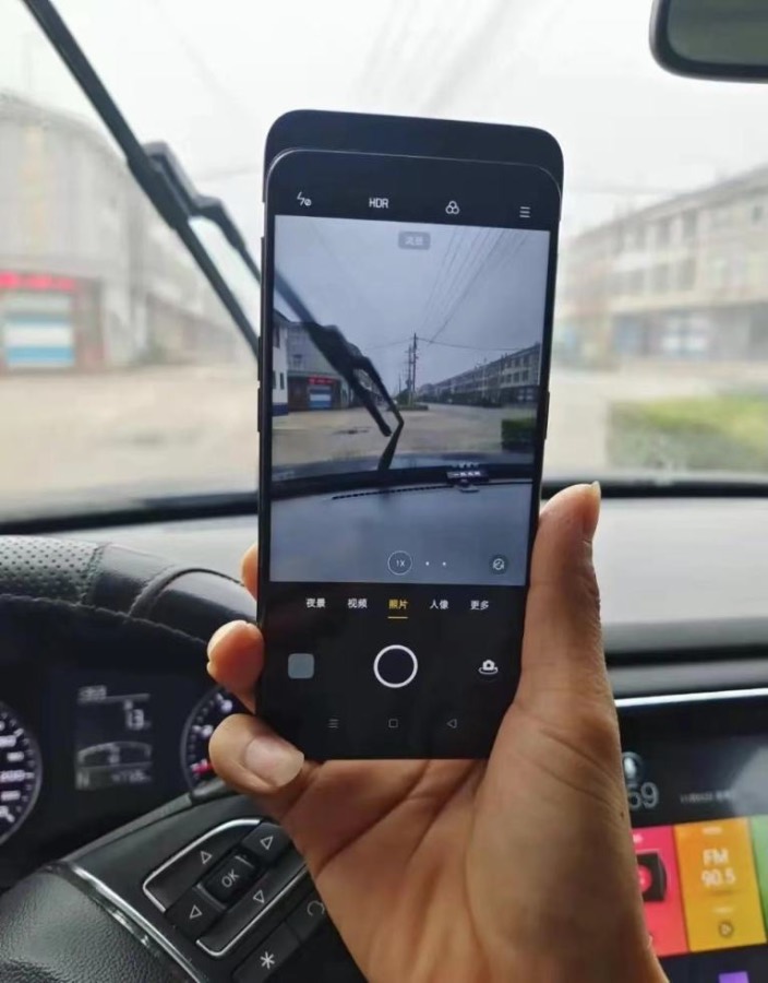 Original Oppo Find X 4G LTE Mobile Phone 20.0MP +16.0MP+25.0MP 6.42" 2340x1080 50W Charger Snapdragon 845 (Straight screen) — image 3 of 6