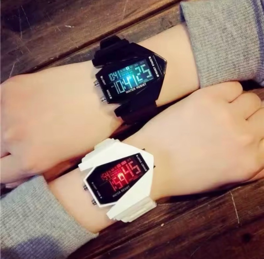 Multi-Function Aircraft Watch for Junior High School Students, Boys and Girls, Sports Electronic Black Watch — image 3 of 4